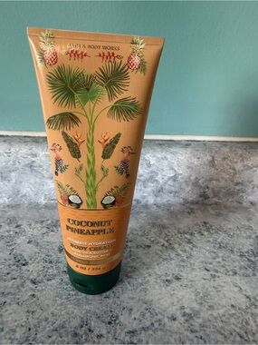 Bath & Body Works Coconut Pineapple Body Cream - Tan, Green